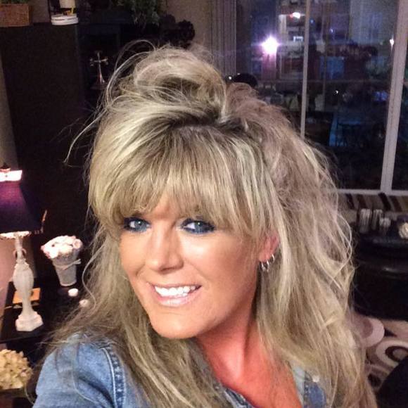 Meet your Posher, Kerri - Picture 1 of 1